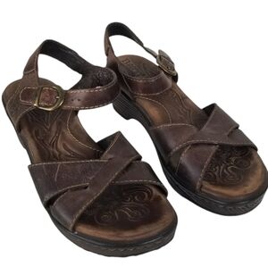 Born Brown Leather Ankle Strap Clog Sandals Size 7 Peep Toe Crossover Strap